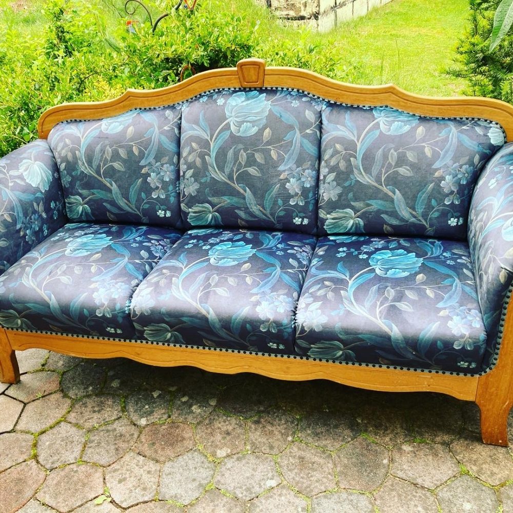 563052DC-0675-4987-ADF3-F7405C18611B